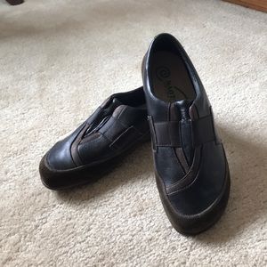 NWOT Naot Otago slip-on shoe